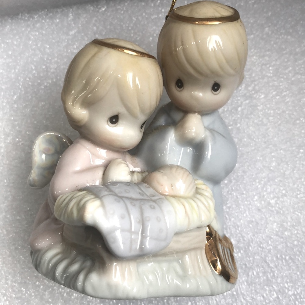 Vintage Precious Moments Nativity Ornament